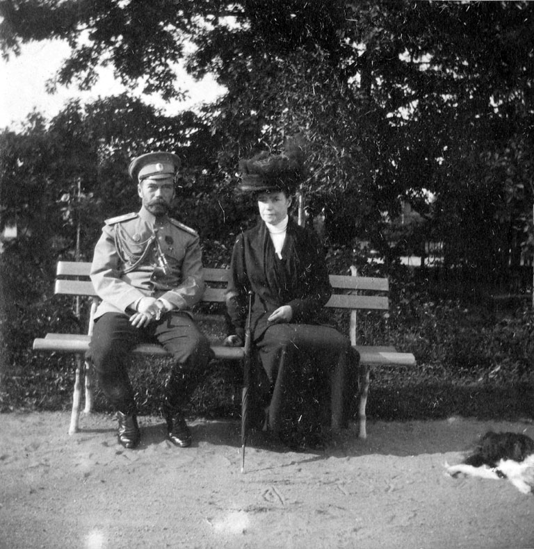 Император Николай II и императрица Мария Федоровна. Киев. Сентябрь 1916 