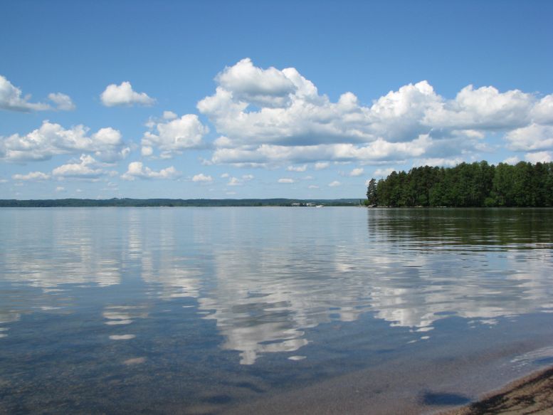 Озеро Весиярви ("Водяное озеро")  - одно из прекраснейших украшений озерного края Финляндии