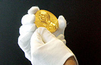 Церемония вручения премий нобелевским лауреатам 2006 года